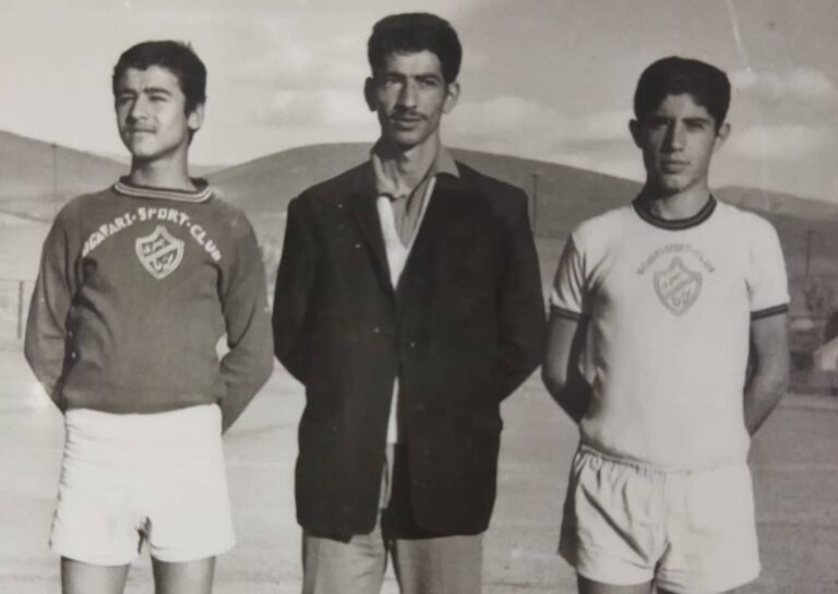 دررثای همکسوتی ازسلاله پاکان ، ( جلال ولدبیگی )