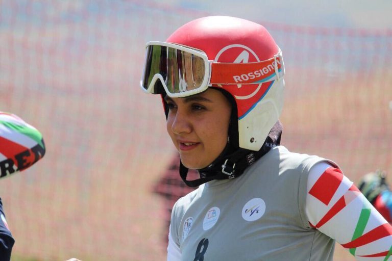 عنوان نخست بانوی اسکی باز کردستانی در ماده مارپیچ بزرگ