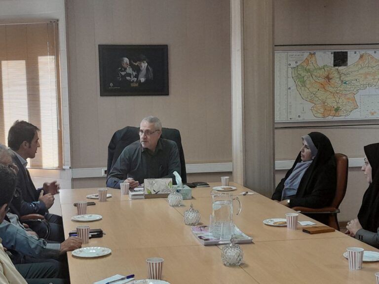 سرپرست اداره کل ورزش و جوانان استان با فرماندار کامیاران دیدار کرد