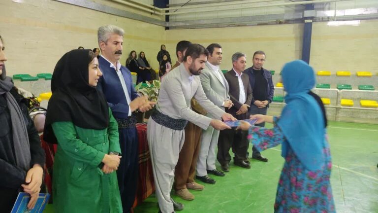 جشنواره فرهنگی و ورزشی بانوان شهرستان سروآباد با حضور مسولین استانی و شهرستانی برگزار شد