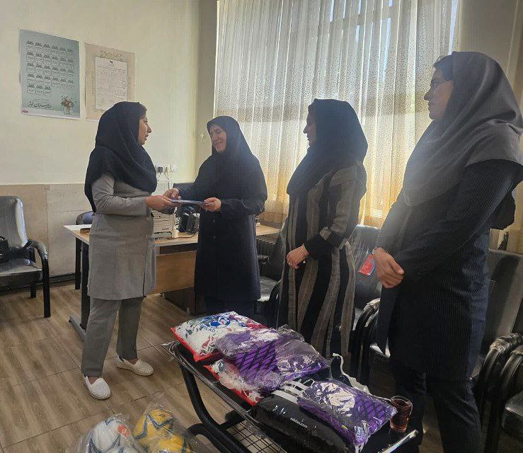 مسئولین برگزاری طرح ملی فرهنگی ورزشی دختران آفتاب ایران در شهرستان مریوان تجلیل شدند